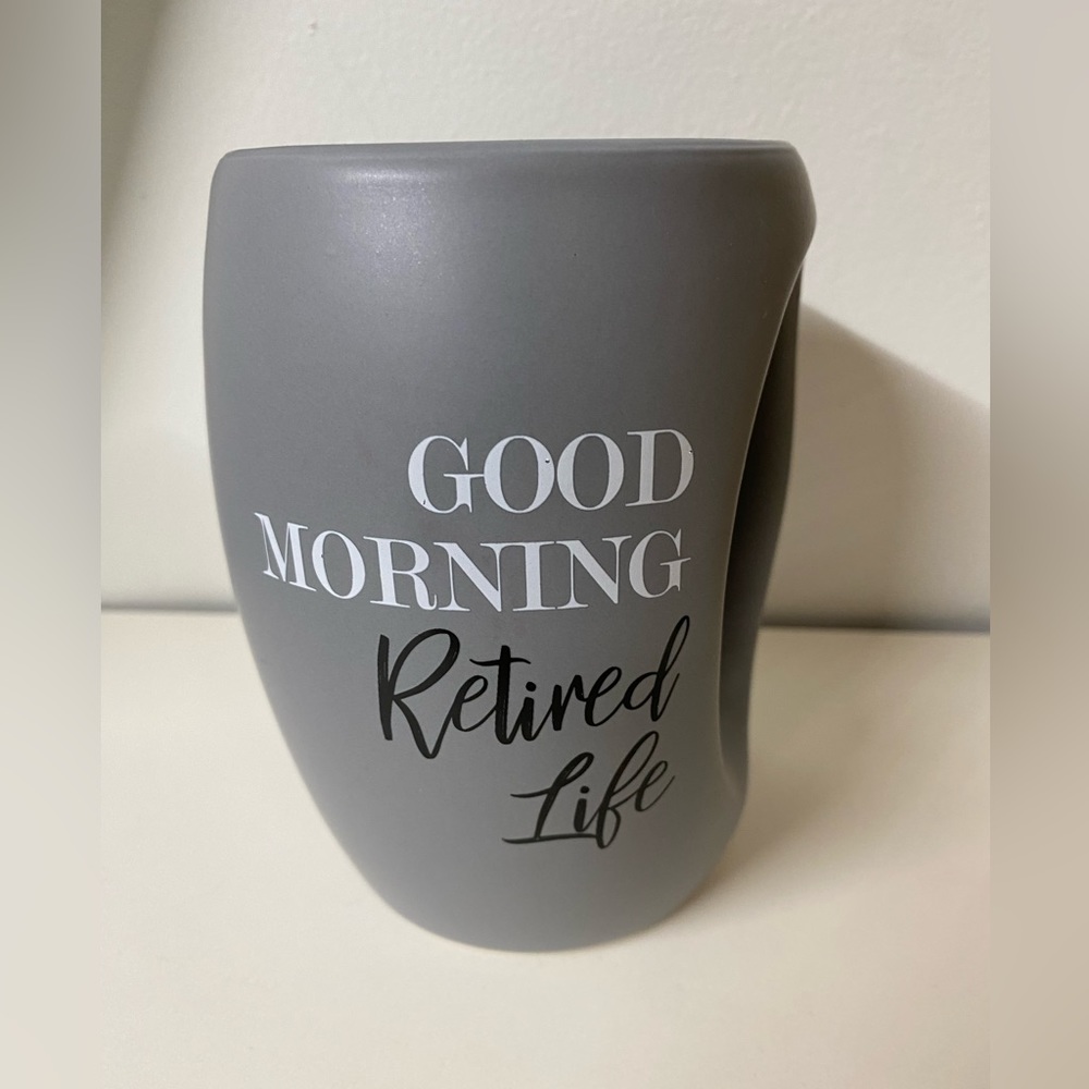 Fun shaped Pavilion coffee mug “Good Morning Retired Life”